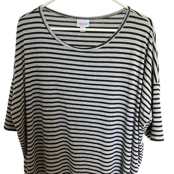 LulaRoe Dress Size XL Hi Low Striped Round Neck Black‎ Grey Knee Length - Picture 2 of 4